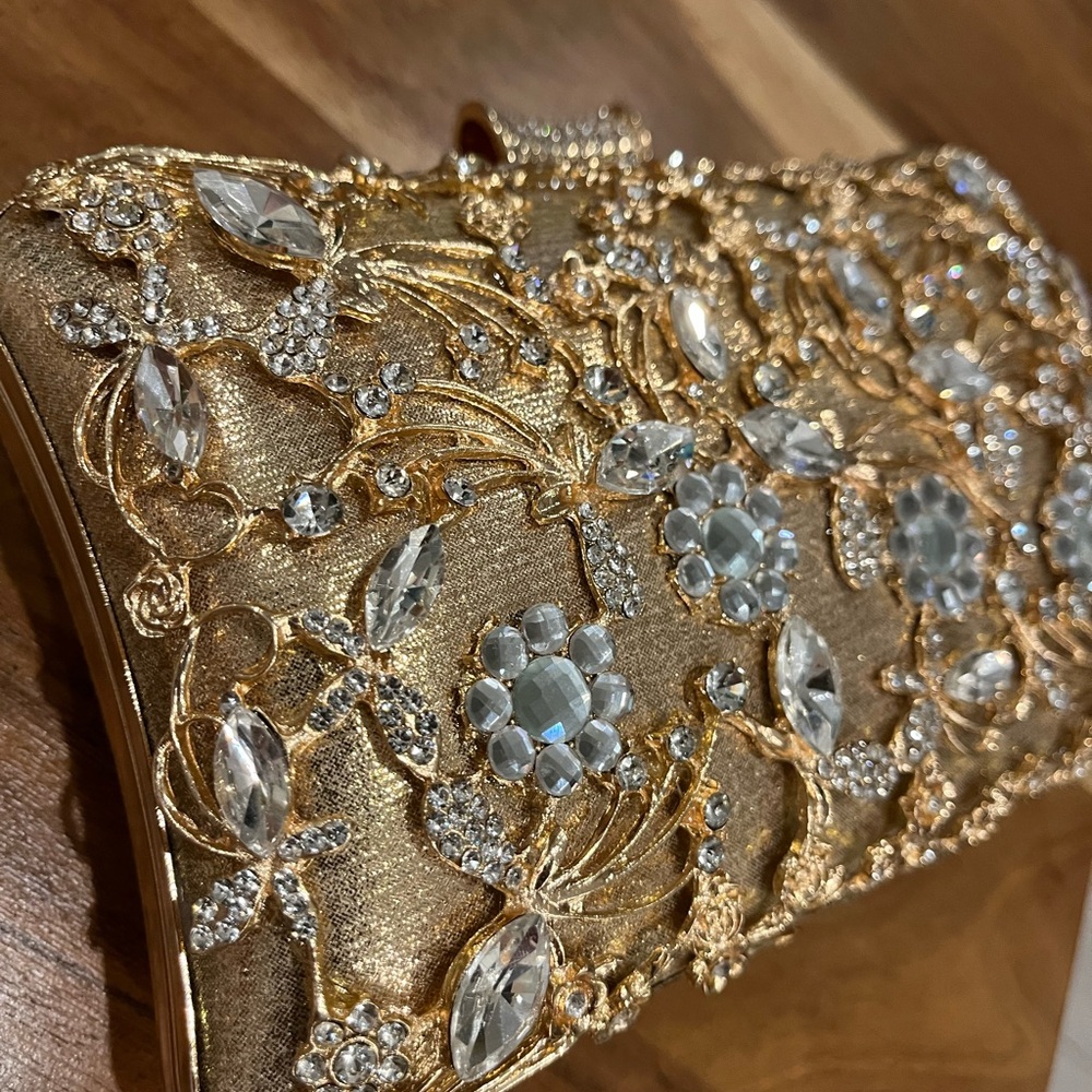 Gold Embellished Floral Clutch - Picture 11 of 12
